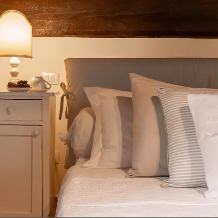 Farm stay Antica Residenza Montereano *