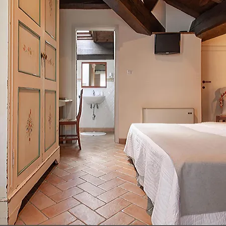 Antica Residenza Montereano Farm stay Gubbio