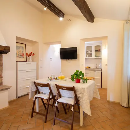 Antica Residenza Montereano *