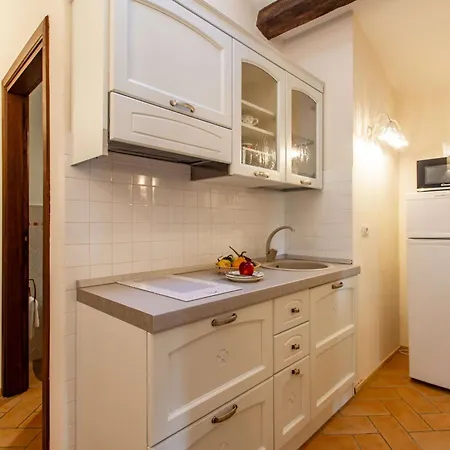Farm stay Antica Residenza Montereano *