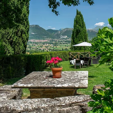 Farm stay Antica Residenza Montereano Gubbio