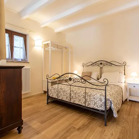 Farm stay Antica Residenza Montereano *
