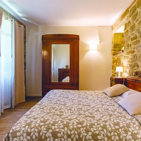 Farm stay Antica Residenza Montereano Gubbio
