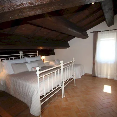 Antica Residenza Montereano * Γκούμπιο