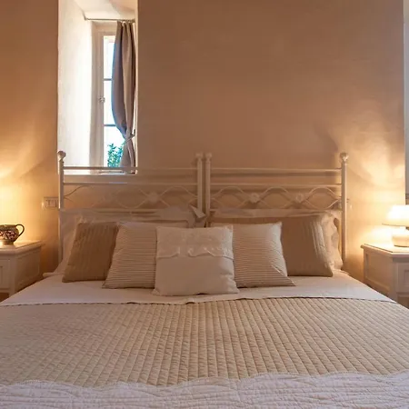 Antica Residenza Montereano Farm stay *